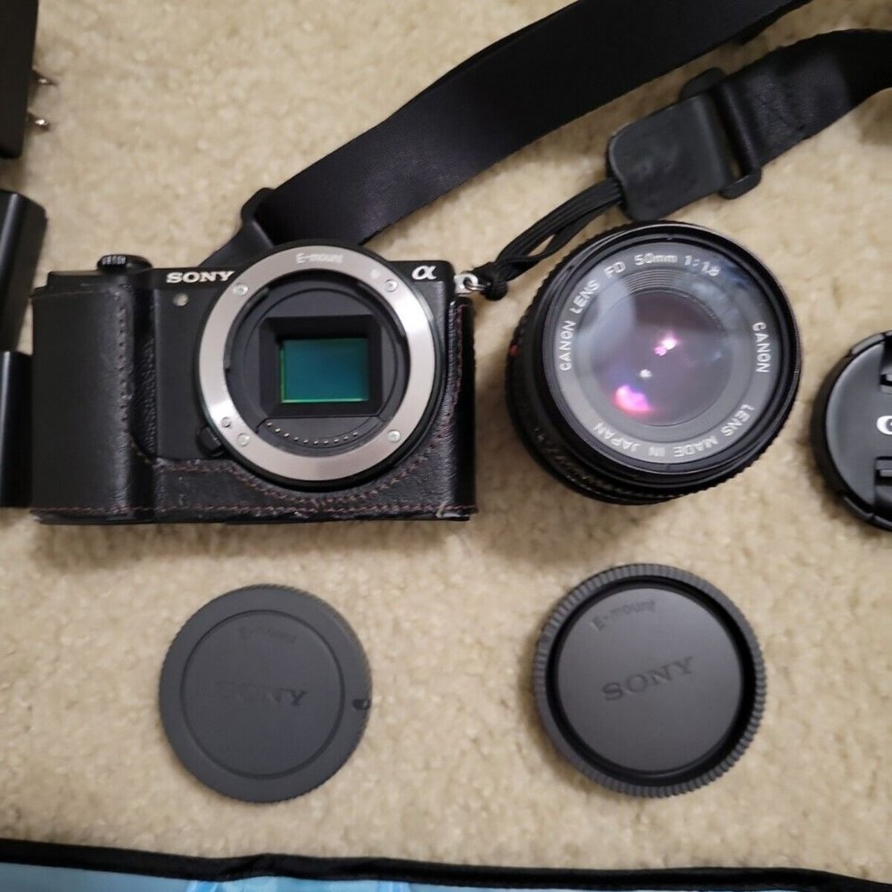 Sony Alpha A5100 24.3MP Digital Camera - Black Canon 50mm f1.8 FD Lens + extras - Picture 6 of 6
